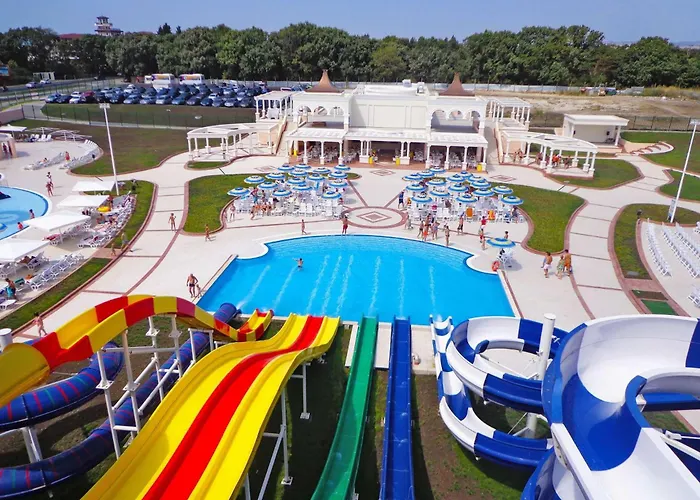 Sunset C8-24 דירה