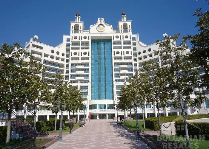 Sunset C8-24 Apartmán *